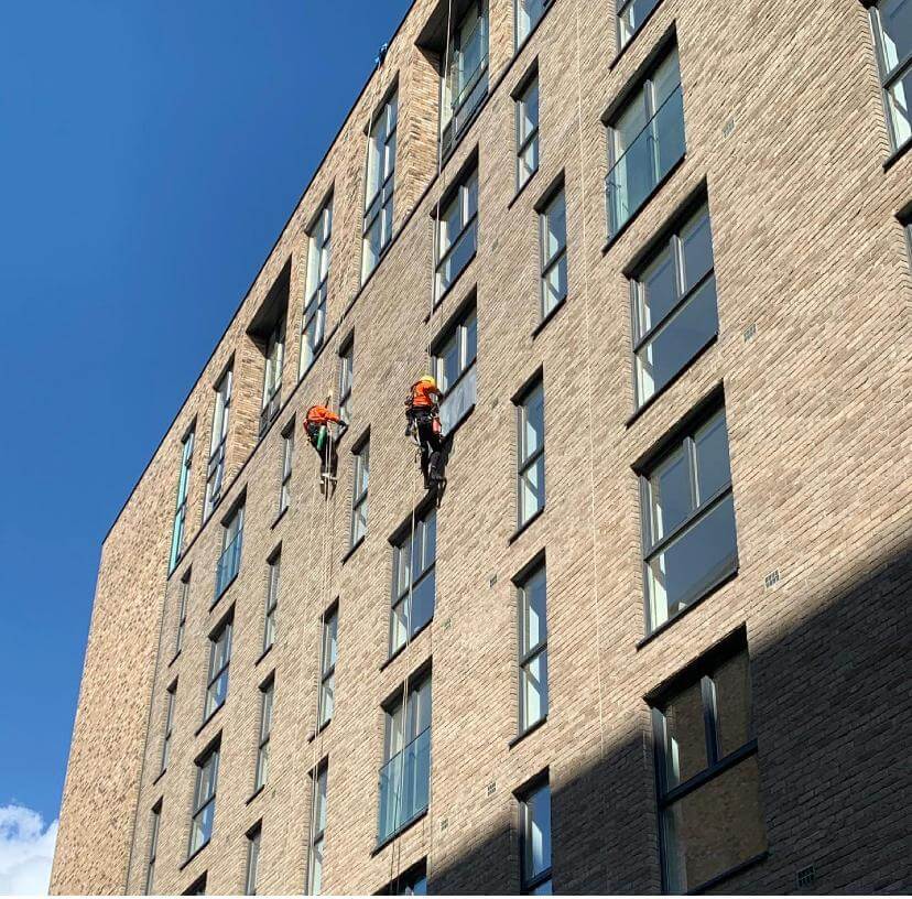 Ultra Cleaning Service abseiling window cleaners